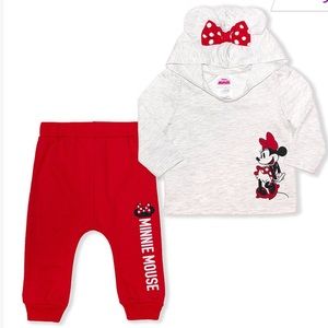 Minnie Mouse outfit